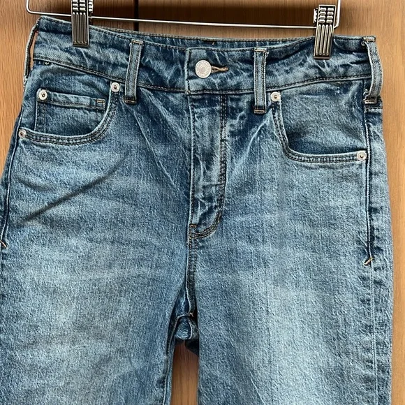 Anthropologie Pilcro Vintage Straight Jeans Size 26 - Picture 3 of 8